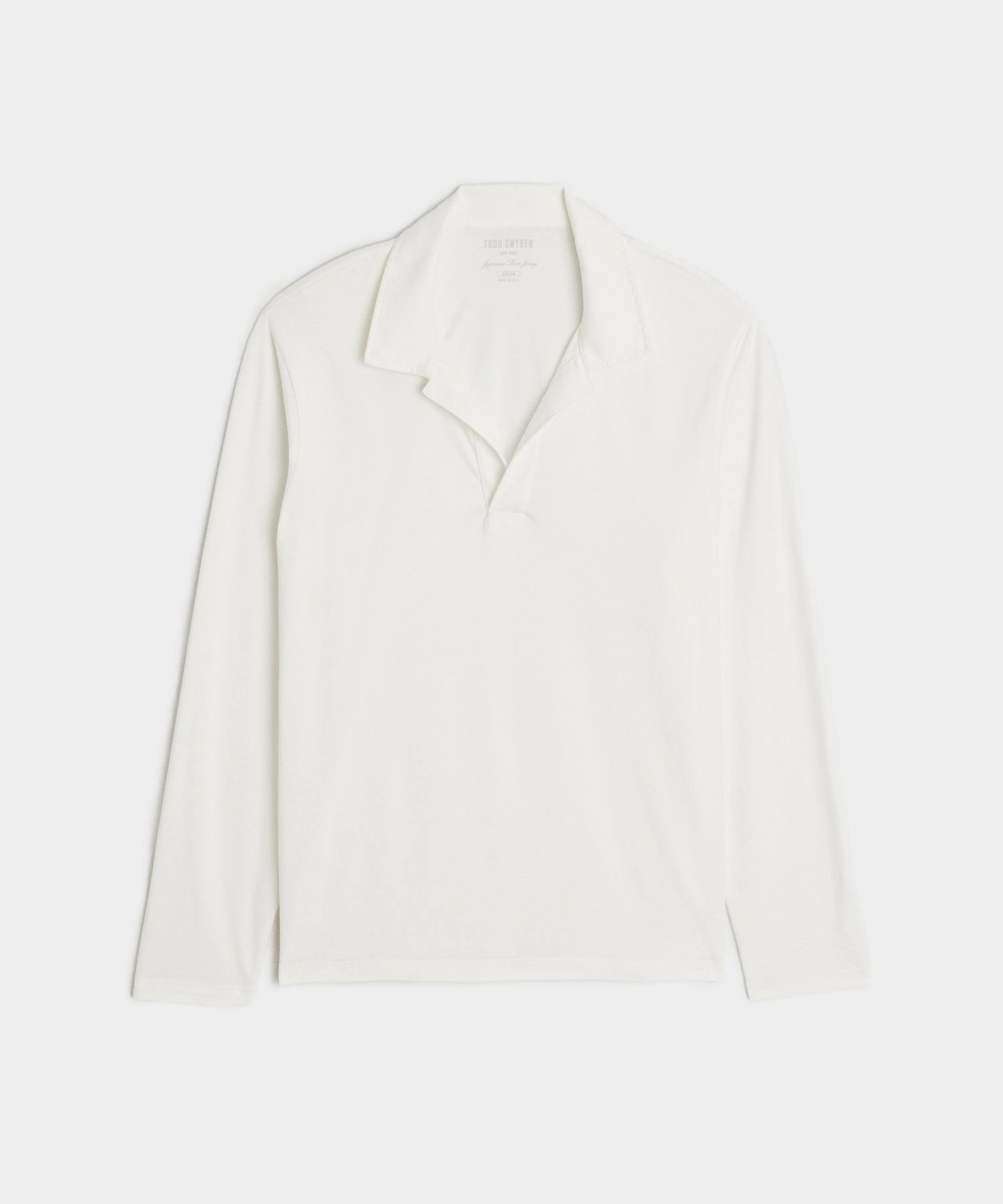 Montauk Polo: Luxus Jersey für sonnige Tage, dein stilvoller Sommer-Begleiter am Meer.